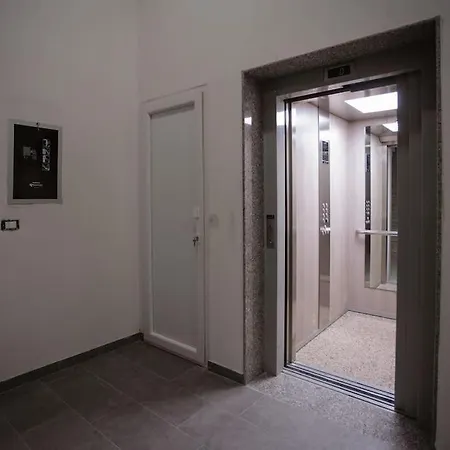 The City-view Stylish Apartment