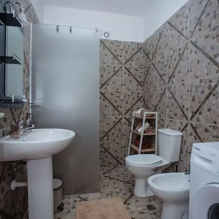The City-view Stylish Apartment Shkoder